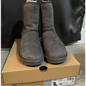 UGG - Gray Classic Short II Boot